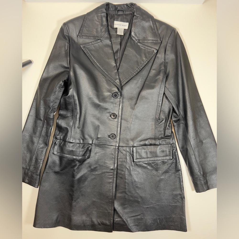 Vintage Newport News Black Genuine Leather Trench Mid Length Coat, M1161 - Picture 2 of 9